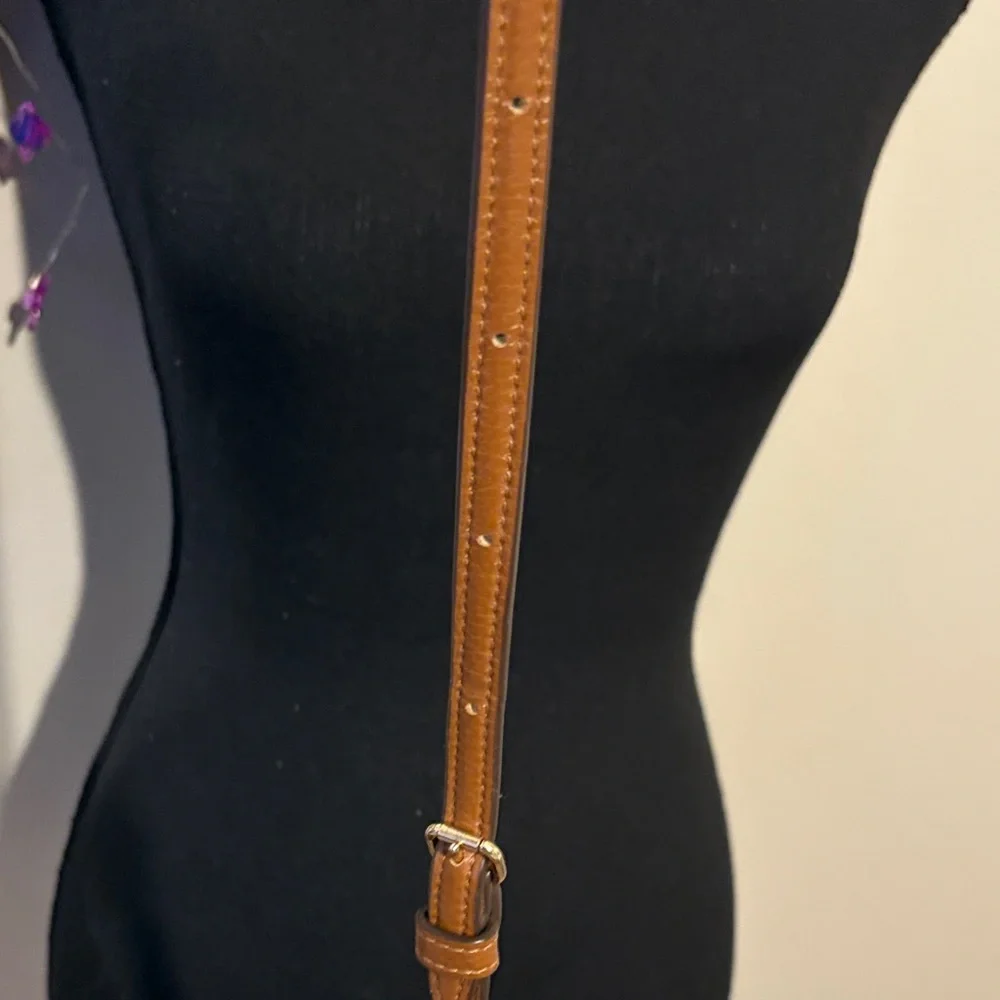 Coach Leather Crossbody in Warm Brown with Gold Hardware - Picture 16 of 17